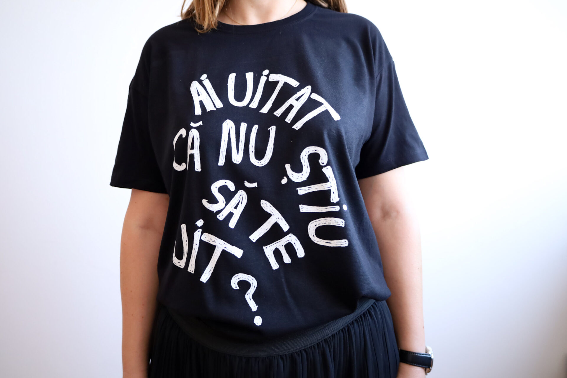 Tricou ”Ai uitat că nu știu să te uit”